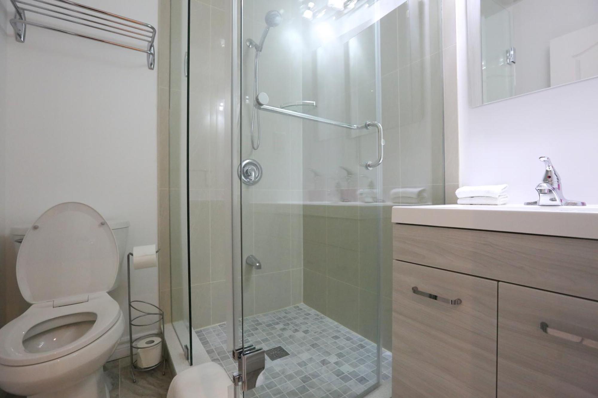 Bed and Breakfast Xiao Wang Торонто Экстерьер фото